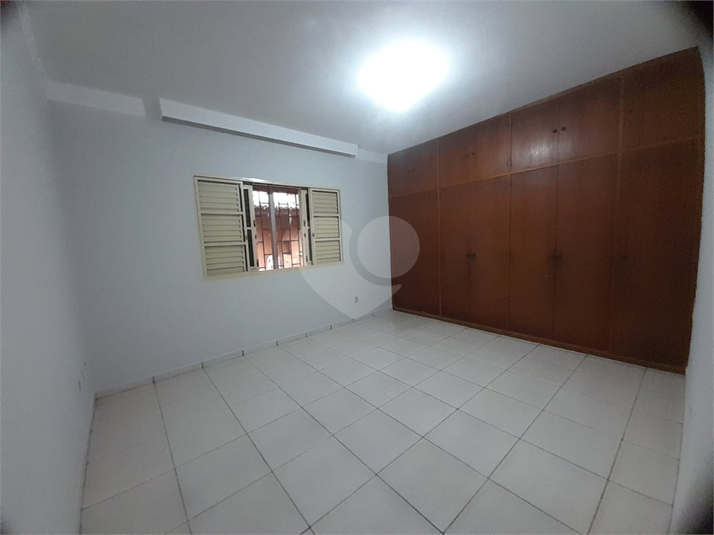 Casa de Alto Padrão à Venda e Locação no Parque Santa Mônica - São Carlos