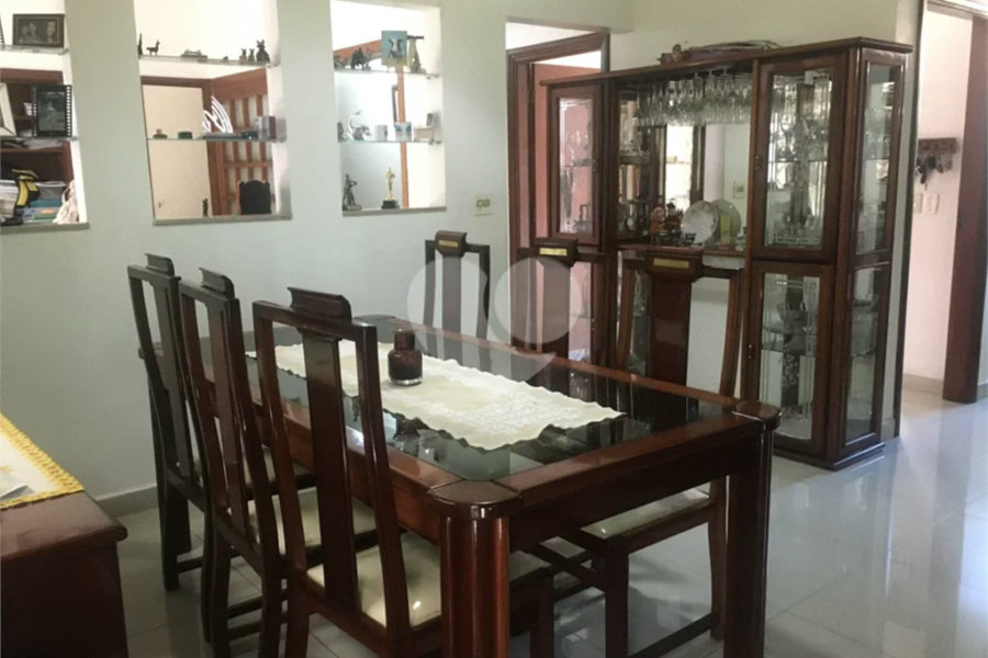 São Dimas - Excelente casa no bairro São Dimas.