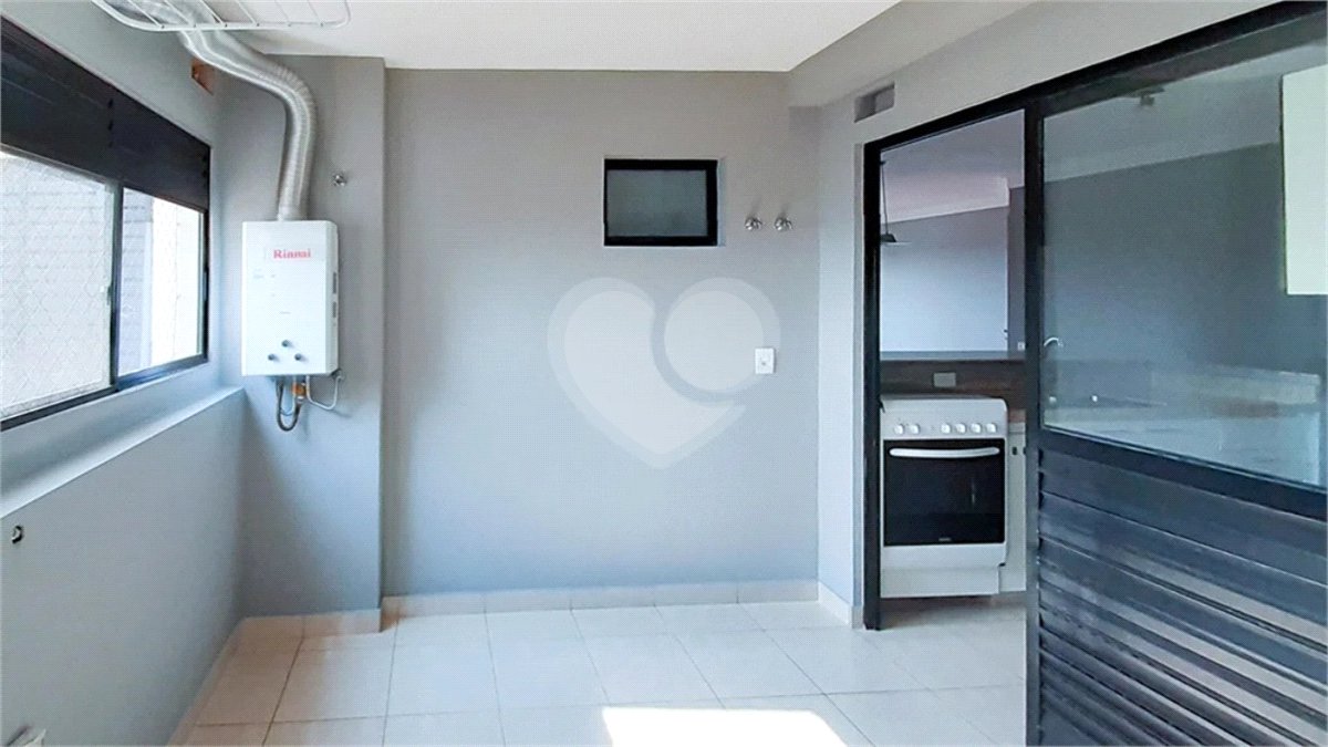Apartamento para alugar com 3 quartos, sendo 1 suíte, em Alto da Boa Vista, São Paulo, SP