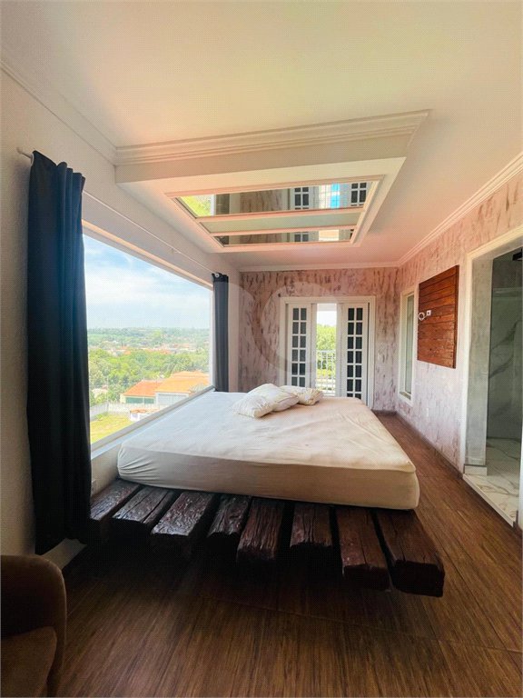Chácara à venda com 7 quartos, sendo 4 suítes, no Centro, Araçoiaba da Serra, SP