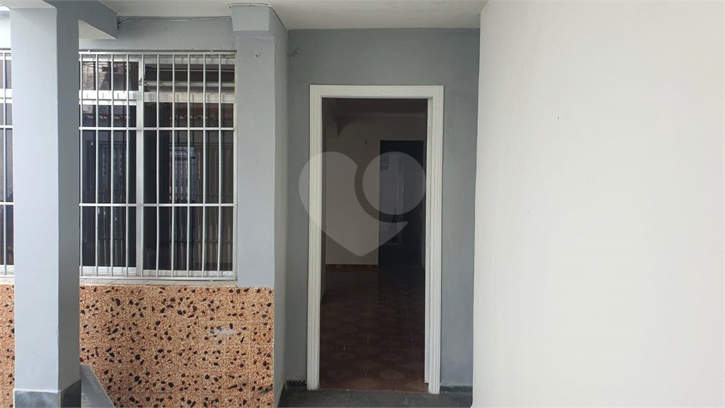 Sobrado à venda com 3 quartos em Vila Nilo, São Paulo, SP