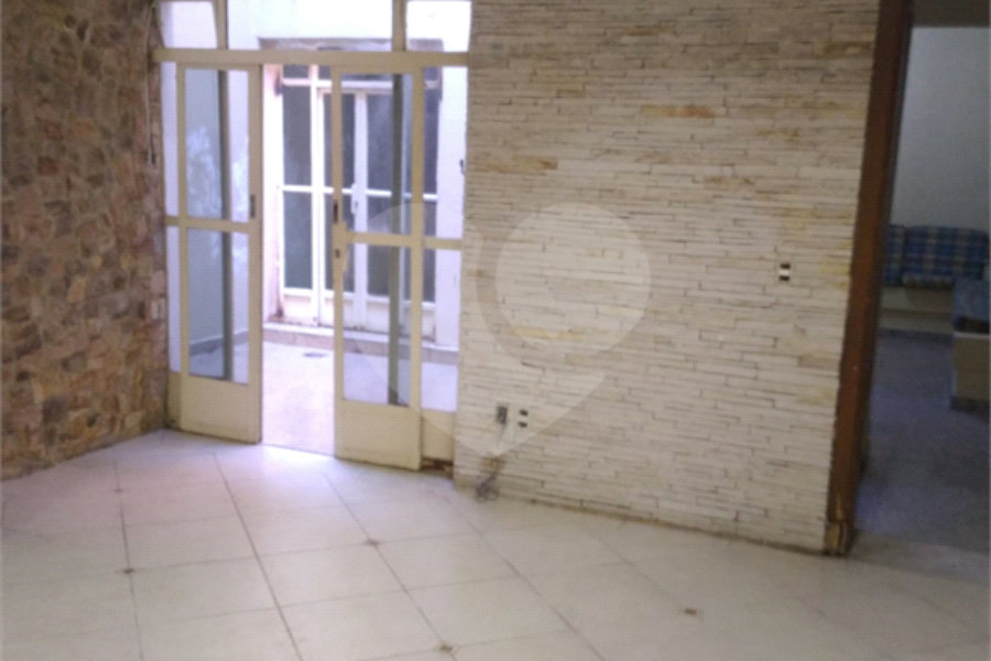 Sobrado à venda com 3 quartos em Santana, São Paulo, SP