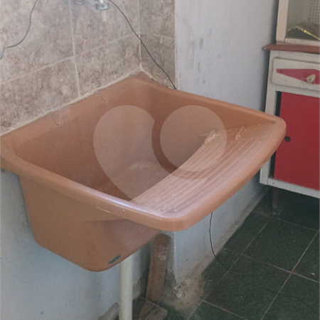 Sobrado para alugar com 2 quartos em Campo Grande, Rio de Janeiro, RJ