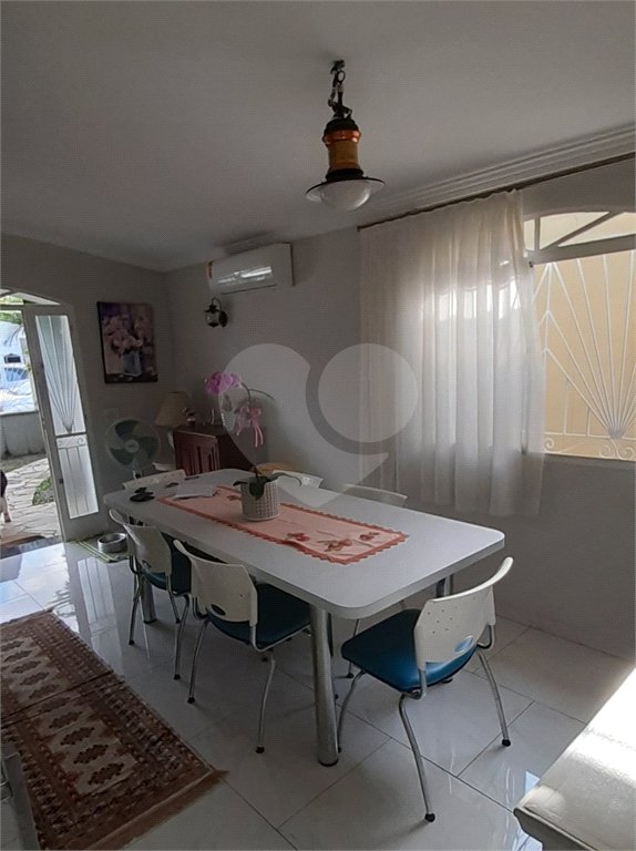 Casa à venda com 3 quartos, sendo 1 suíte, em Vila Helena, Atibaia, SP