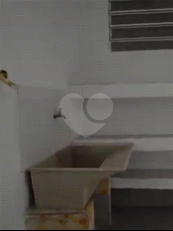 Sobrado à venda com 3 quartos em Vila Lageado, São Paulo, SP