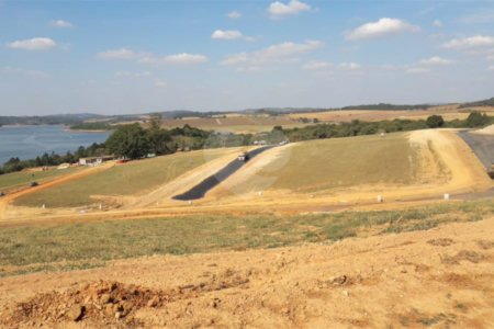 Terreno à venda no condomínio Le Portier Nautic Residence, Piedade - SP