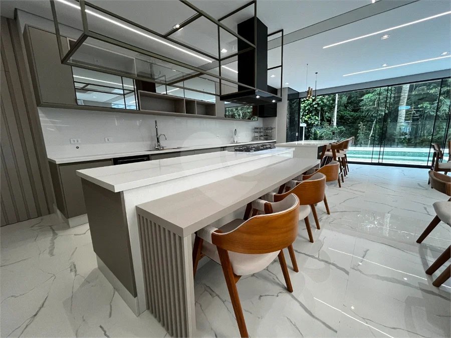 Casa à venda com 5 suítes em Riviera de São Lourenço, Bertioga, SP