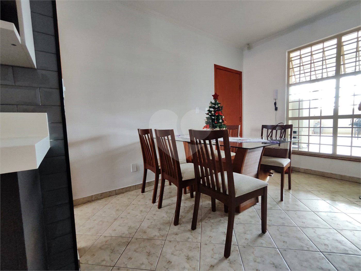 Sobrado à venda com 2 quartos em Jardim Emília, Sorocaba, SP