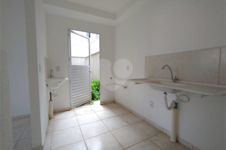Apartamento à venda com 2 quartos em Residencial Cristal, Votorantim, SP