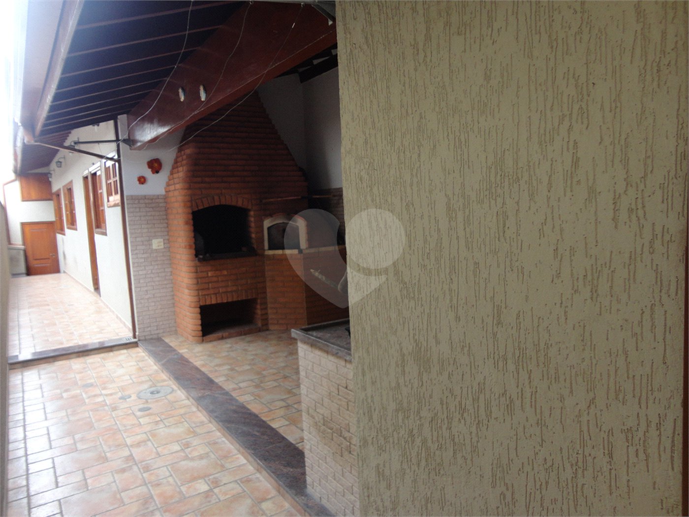 Casa à venda com 3 quartos, sendo 1 suíte, em Santa Marina, Valinhos, SP