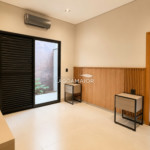 Casa à venda com 3 quartos, sendo 3 suítes, no condomínio Villa Dumont, Três Lagoas - MS