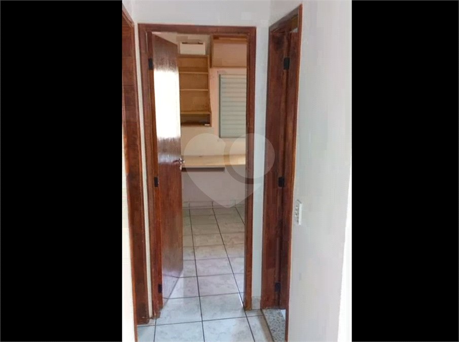 Apartamento para alugar com 2 quartos em Jardim da Glória, Cotia, SP