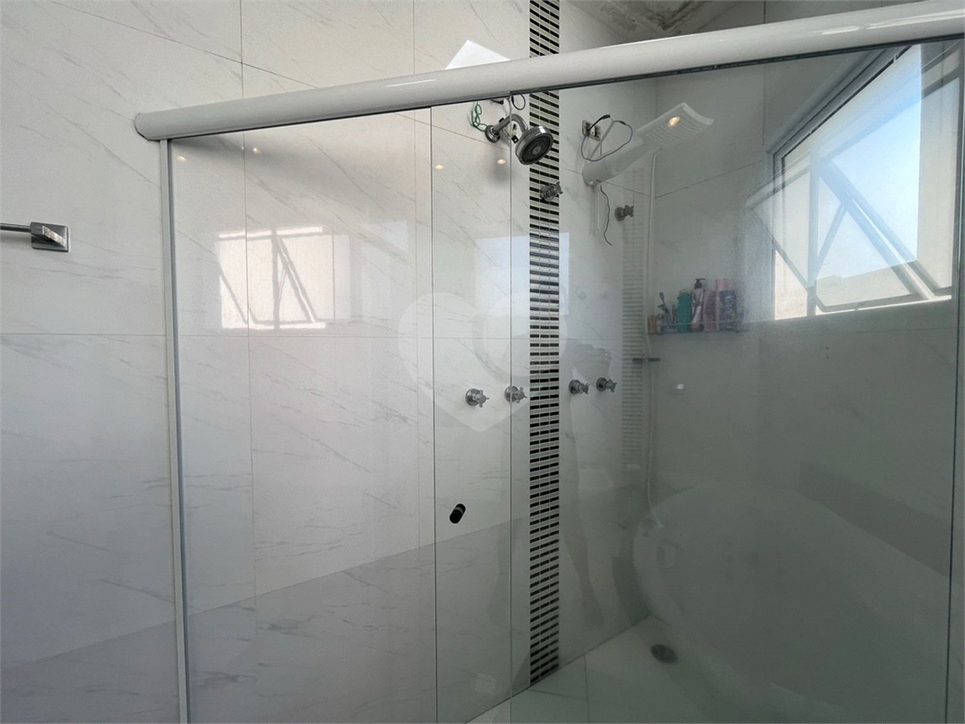 Casa à venda com 3 suítes no condomínio Reserva Nova Cantareira, São Paulo - SP