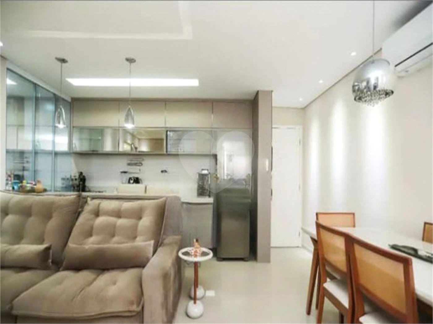 Apartamento à venda com 2 quartos, sendo 1 suíte, em Barra Funda, São Paulo, SP