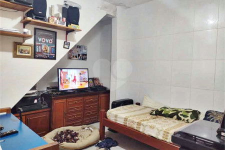 Casa à venda com 5 quartos, sendo 1 suíte, em Água Fria, São Paulo, SP