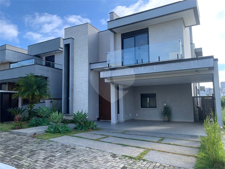 Casa para alugar com 3 suítes no condomínio Mosaico Essence, Mogi das Cruzes - SP