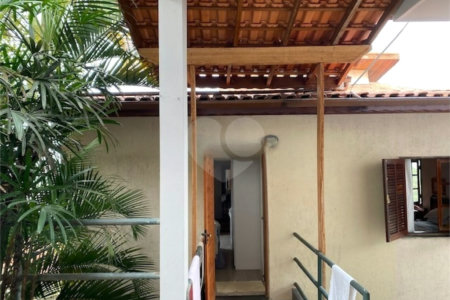 Sobrado à venda com 5 quartos, sendo 2 suítes, em Jardim São Bento, São Paulo, SP