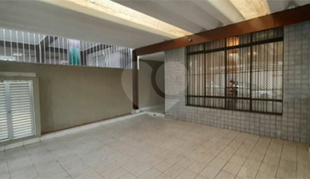Sobrado à venda com 3 quartos, sendo 1 suíte,  em Tremembé, São Paulo, SP