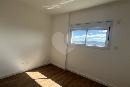 Apartamento à venda com 3 quartos, sendo 1 suíte, em Vila Helena, Atibaia, SP