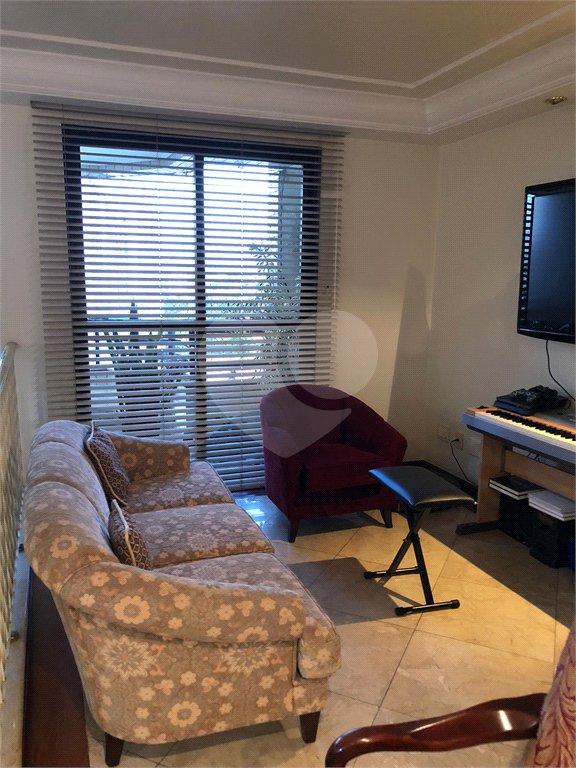 Apartamento à venda com 4 quartos, sendo 1 suíte, em Jardim Avelino, São Paulo, SP
