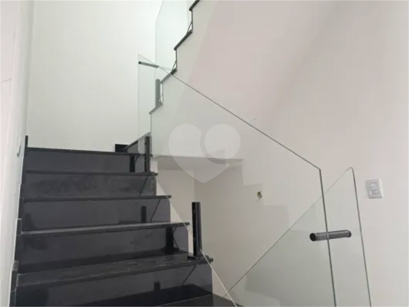 Sobrado à venda com 3 quartos, sendo 1 suíte, em Vila Bonilha, São Paulo, SP