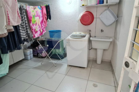 Casa à venda com 2 quartos, sendo 1 suíte, em Vila Romana, São Paulo, SP