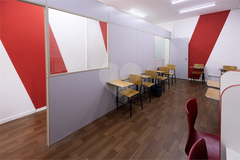 Prédio à venda em Lapa, São Paulo, SP