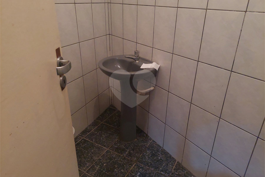 Salão para alugar no Centro, Mairiporã, SP