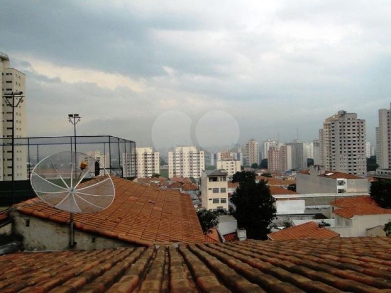 Sobrado à venda com 8 quartos, sendo 2 suítes,  em Santana, São Paulo, SP