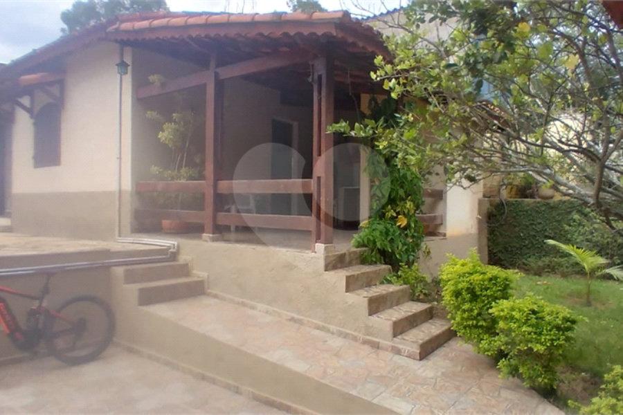 Casa Térrea à venda com 2 quartos em Caceia, Mairiporã, SP