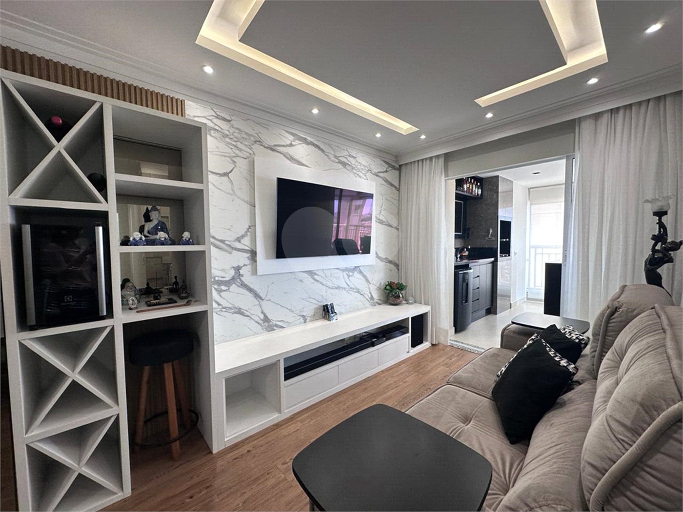 Apartamento à venda com 2 quartos, sendo 1 suíte, em Vila Leonor, São Paulo, SP