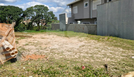 Terreno à venda no condomínio Bosque dos Cambarás, Valinhos - SP