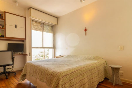 Apartamento à venda com 4 quartos, sendo 1 suíte,  em Cidade Monções, São Paulo, SP