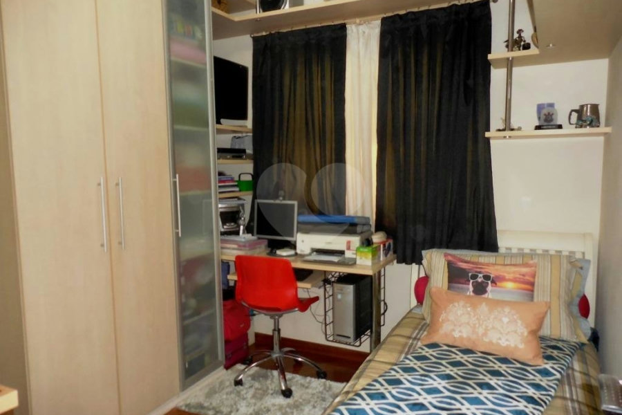 Casa à venda com 3 suítes no condomínio Itatinga I, São Paulo - SP