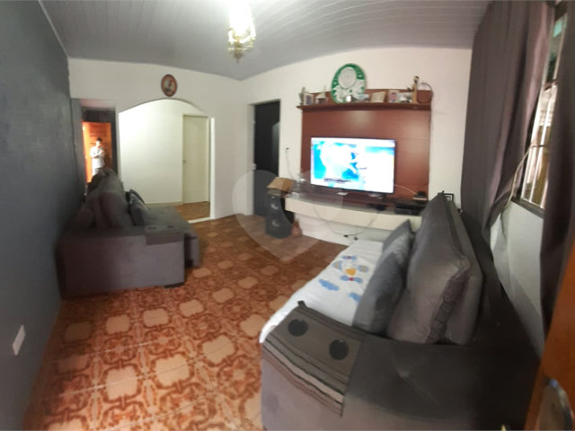 Casa Térrea à venda com 4 quartos em Campo Limpo, São Paulo, SP