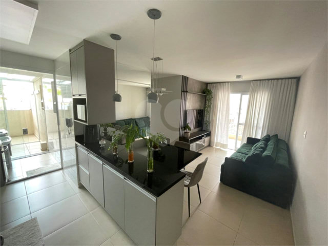 Apartamento à venda com 3 quartos, sendo 1 suíte,  em Parada Inglesa, São Paulo, SP