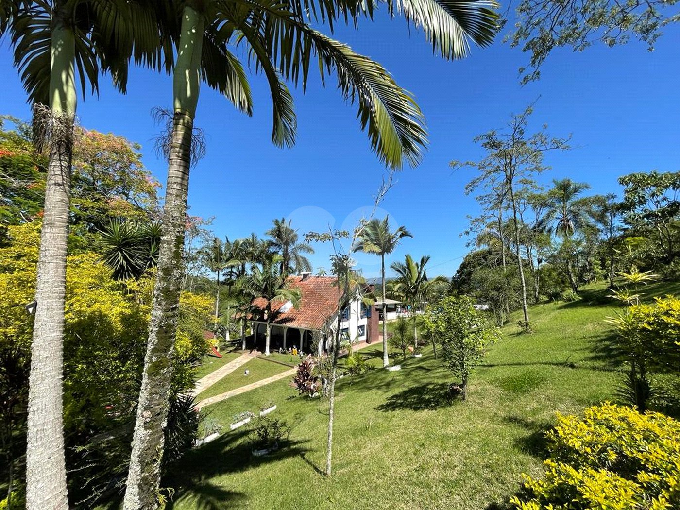 Chácara à venda com 3 quartos, sendo 1 suíte, em Chácaras Copaco, Arujá, SP