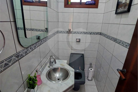 Casa à venda com 4 quartos, sendo 2 suítes, no condomínio Eco Clube Vivendas do Lago, Sorocaba - SP