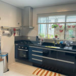 Casa à venda com 2 suítes no condomínio Cotia, Cotia - SP
