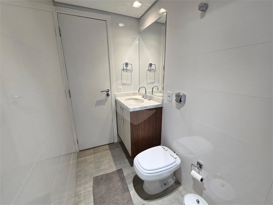 Apartamento à venda com 3 quartos, sendo 1 suíte,  em Santana, São Paulo, SP