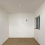 Casa à venda com 2 quartos, sendo 1 suíte, no condomínio Sem Nome, Suzano - SP