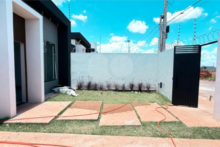 Casa à venda com 2 quartos, sendo 1 suíte,  em Portal das Araras, Três Lagoas, MS