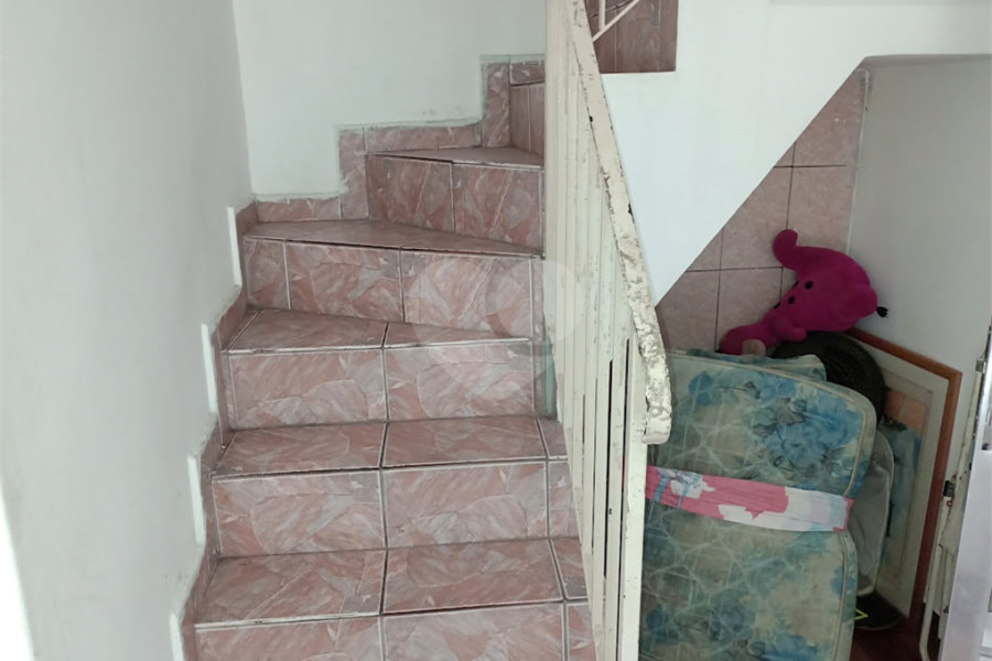 Sobrado à venda com 2 quartos em Horto, São Paulo, SP
