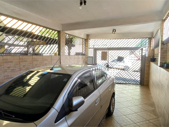 Sobrado à venda com 4 quartos, sendo 1 suíte,  em Vila Dom Pedro Ii, São Paulo, SP