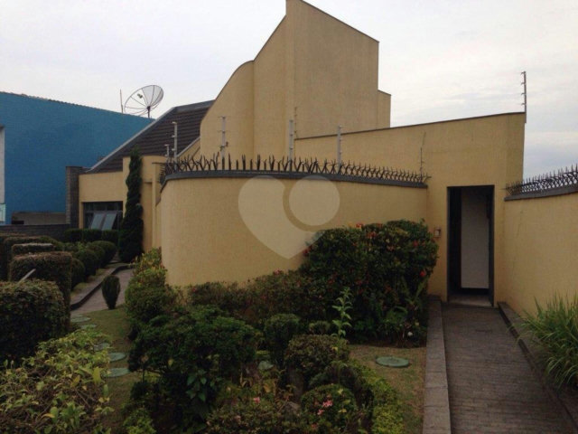 Casa à venda com 3 quartos, sendo 1 suíte,  em Vila Maria, São Paulo, SP