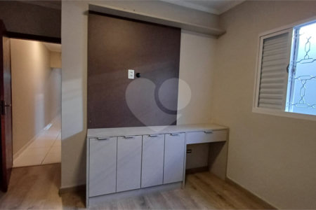 Casa à venda com 2 quartos em Vila Mazzei, Itapetininga, SP