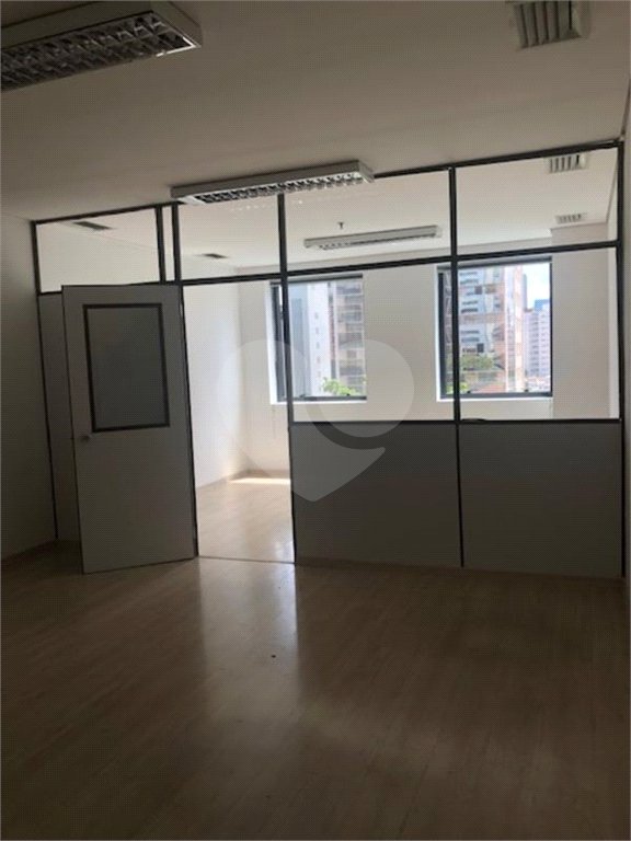 Sala à venda em Cidade Monções, São Paulo, SP