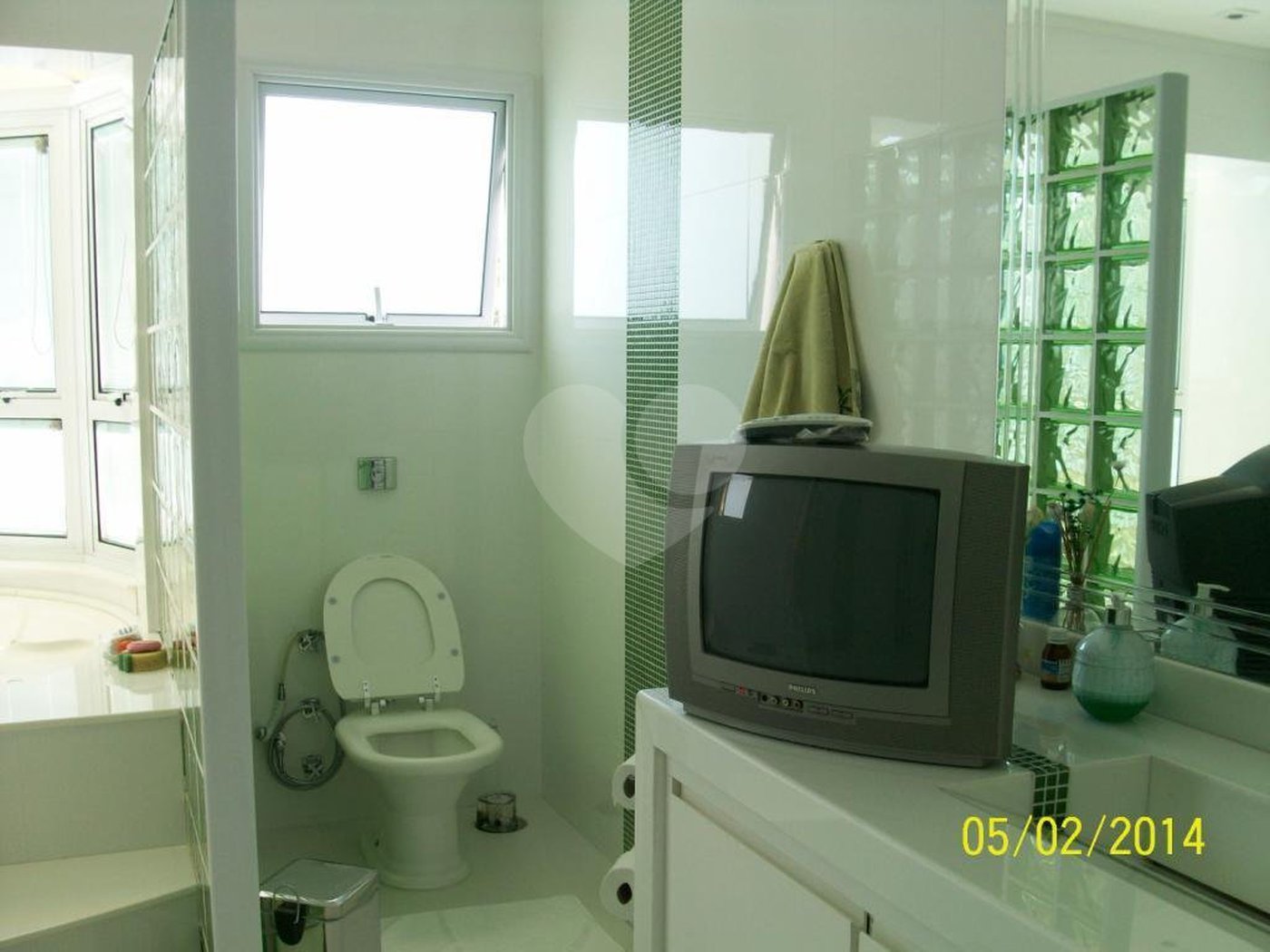 Casa em condomínio à venda com 4 suítes em Horto, São Paulo, SP