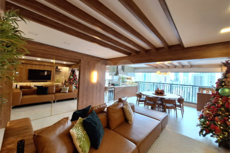 Apartamento à venda com 4 quartos, sendo 2 suítes,  em Chácara Flora, São Paulo, SP