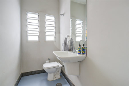 Casa de Vila à venda com 3 quartos, sendo 1 suíte,  em Granja Julieta, São Paulo, SP